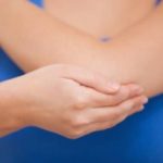 Как ухаживать за кожей рук и локтей — советы экспертов
